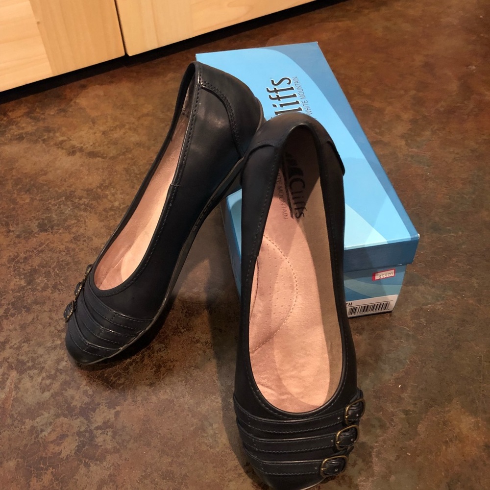 Navy flats